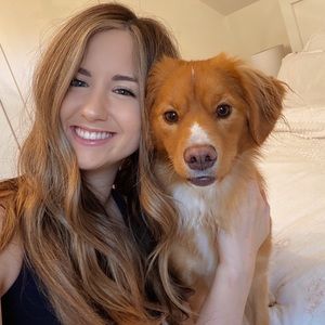 Meet your Posher, Laura